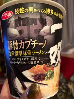 ���ƿ��٤���