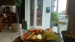 �٤�����